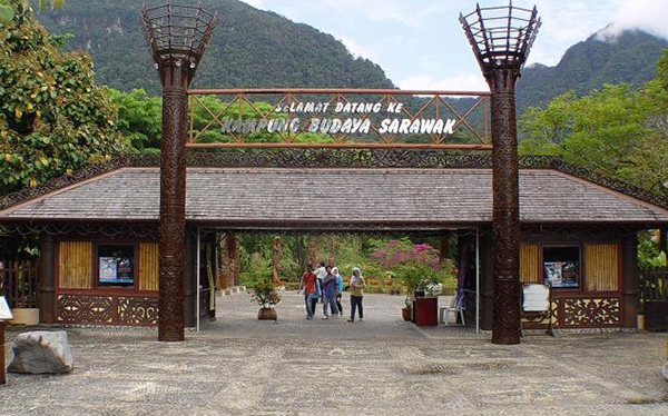 Làng văn hóa Sarawak