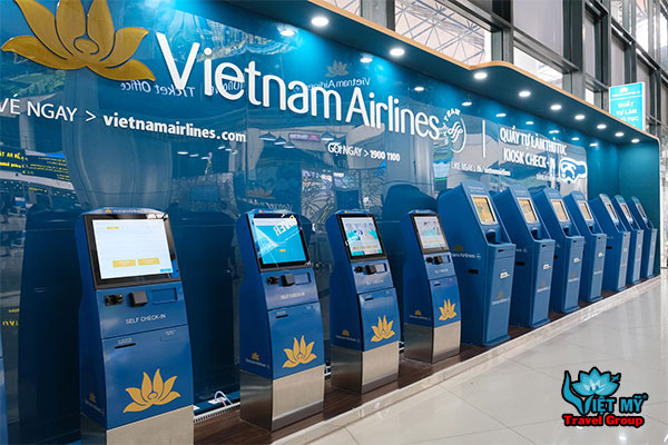 Kiosk check-in tại sân bay của VNA